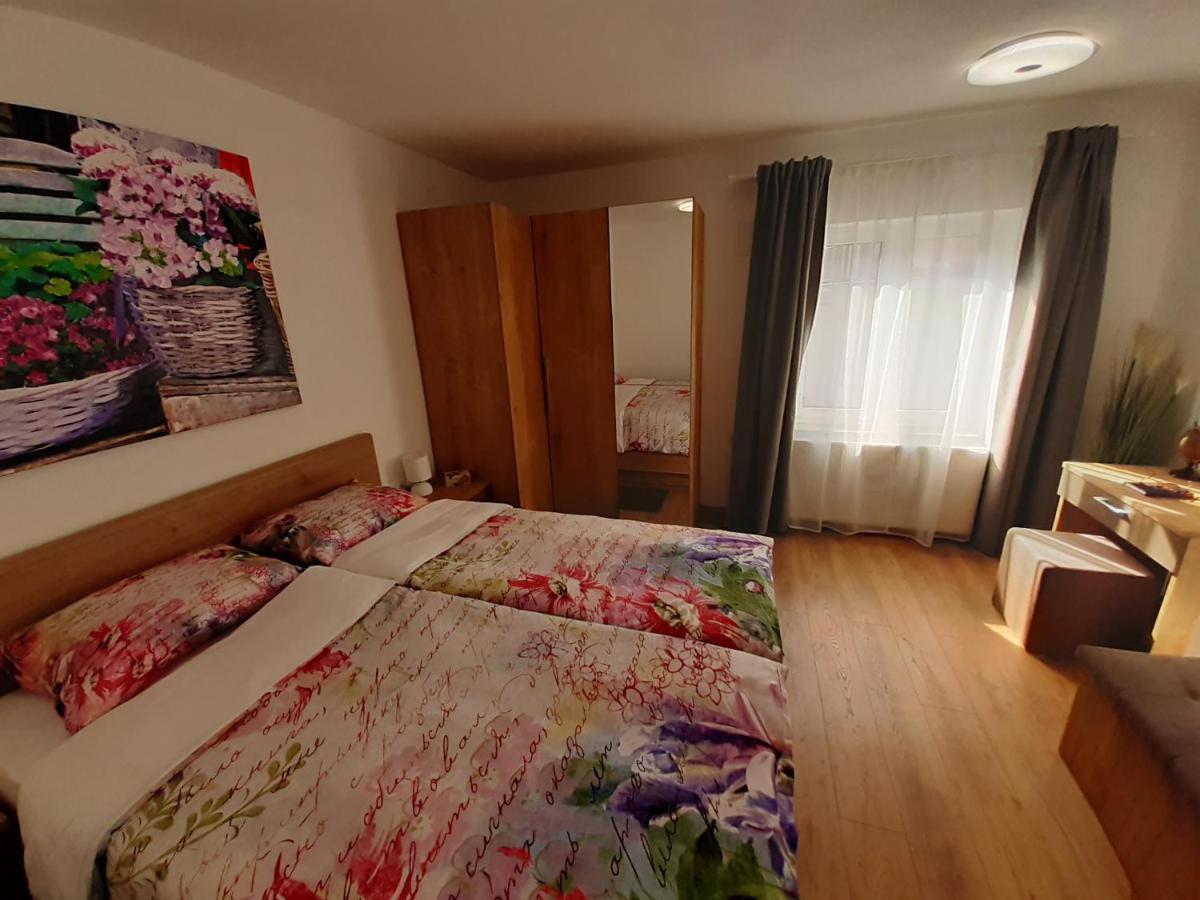 Apartman Ela Donji Rukavac Exterior foto