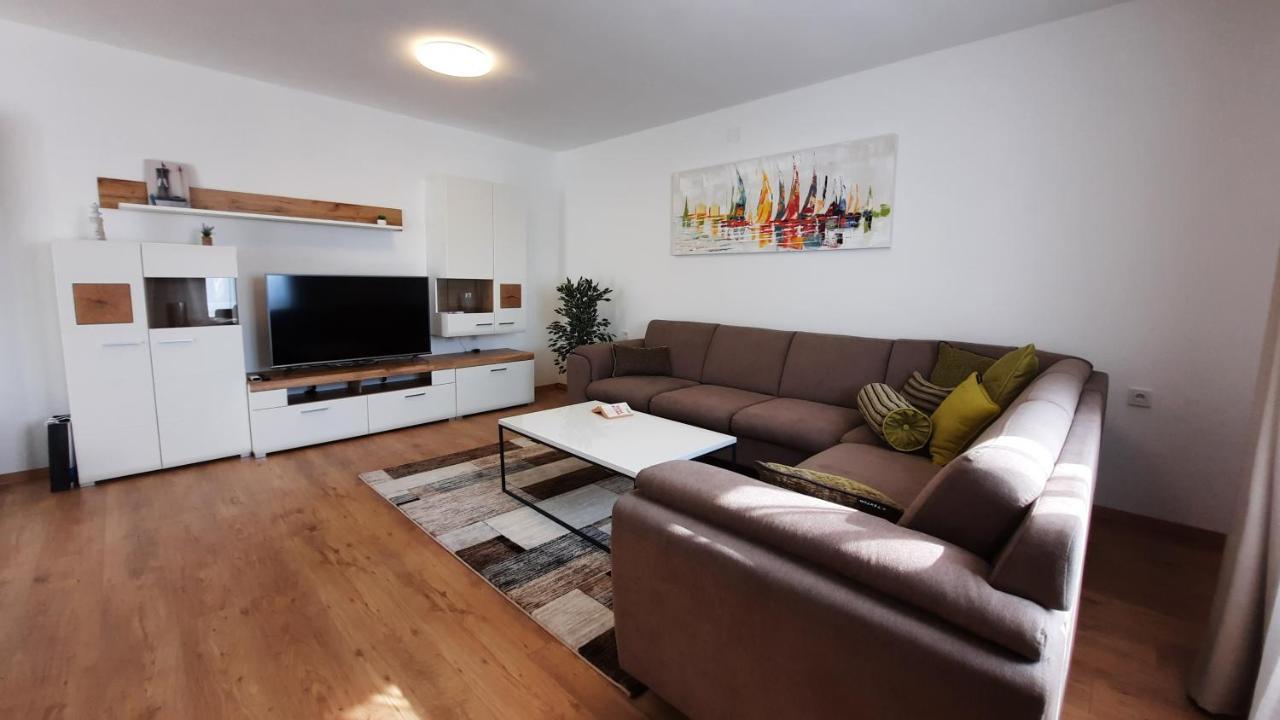 Apartman Ela Donji Rukavac Exterior foto