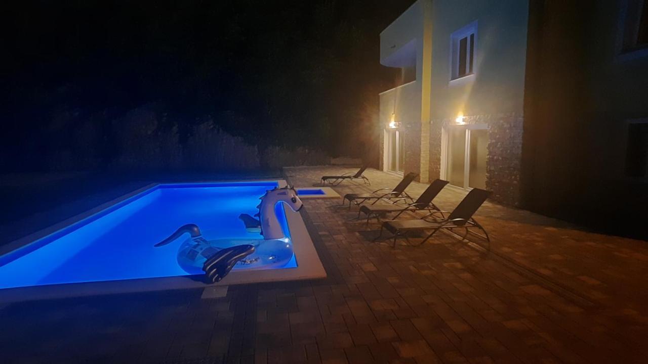 Apartman Ela Donji Rukavac Exterior foto