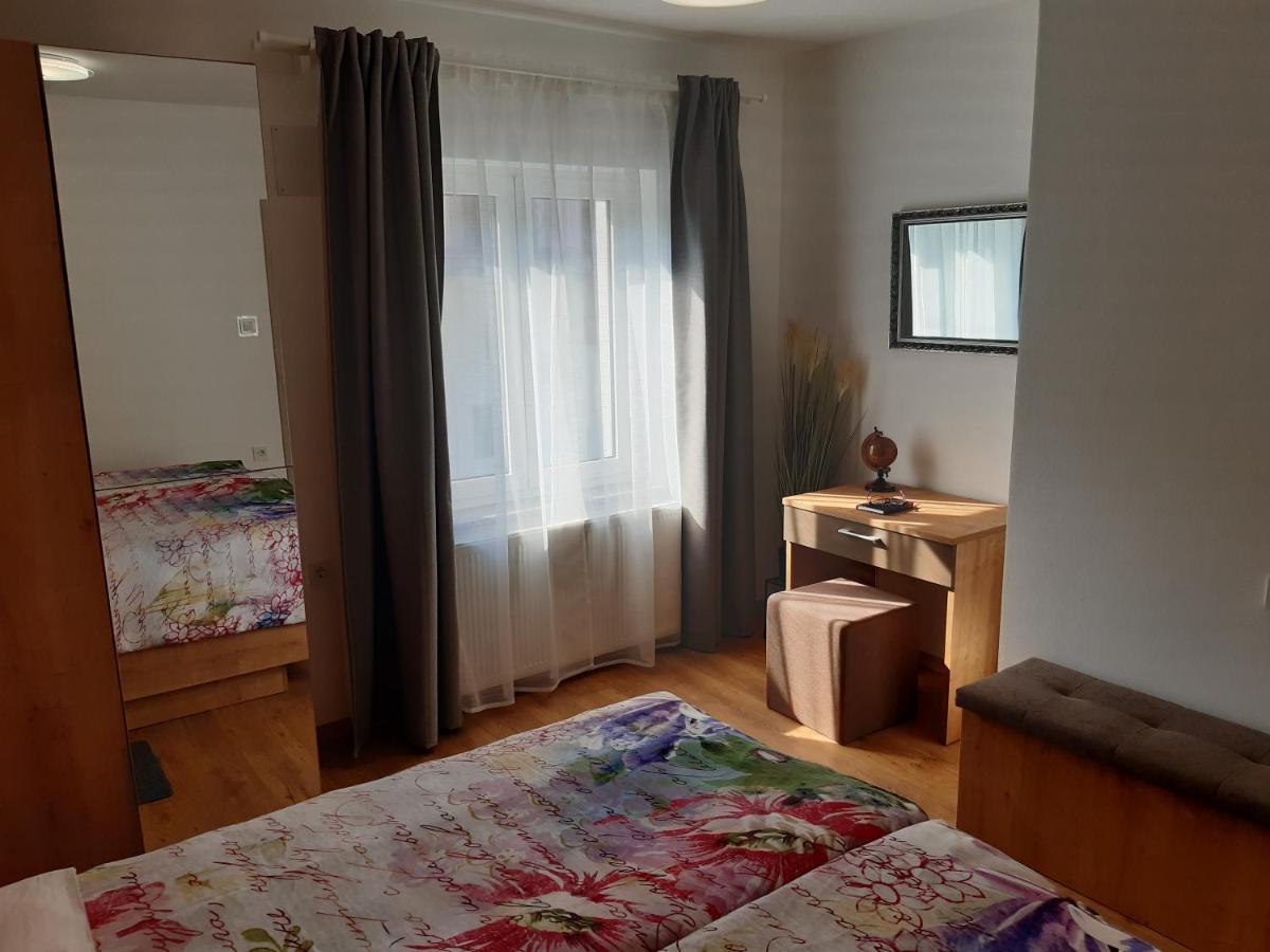Apartman Ela Donji Rukavac Exterior foto